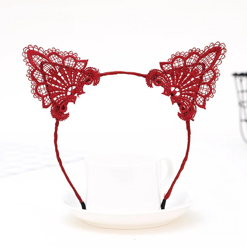 Dantelli Kırmızı Kedi Tacı - Vintage Tarz Dantel Kedi Kulak