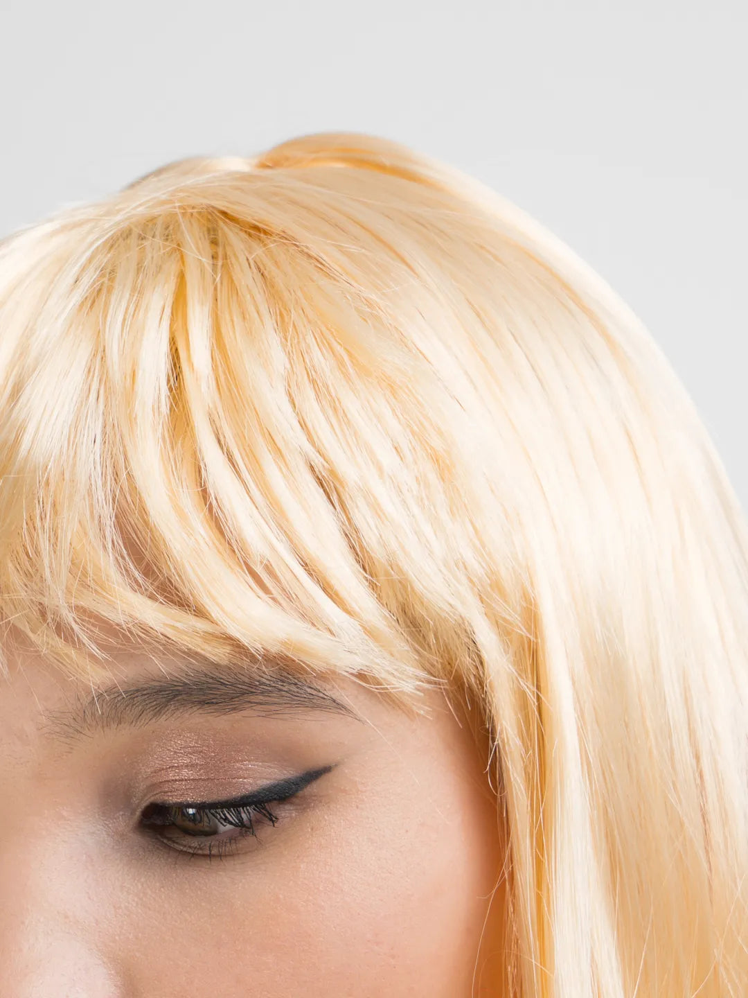 Platin Altın Dore Renk Uzun Düz Parti Peruğu