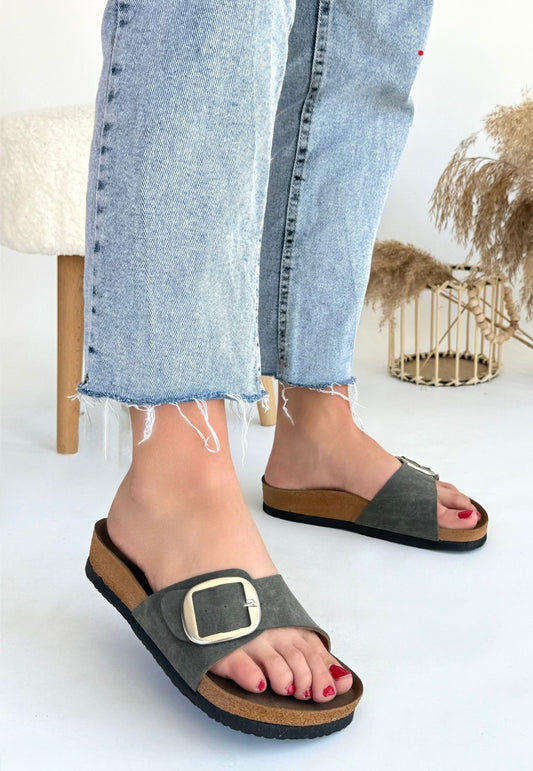 Zooy Yeşil Nubuk Terlik