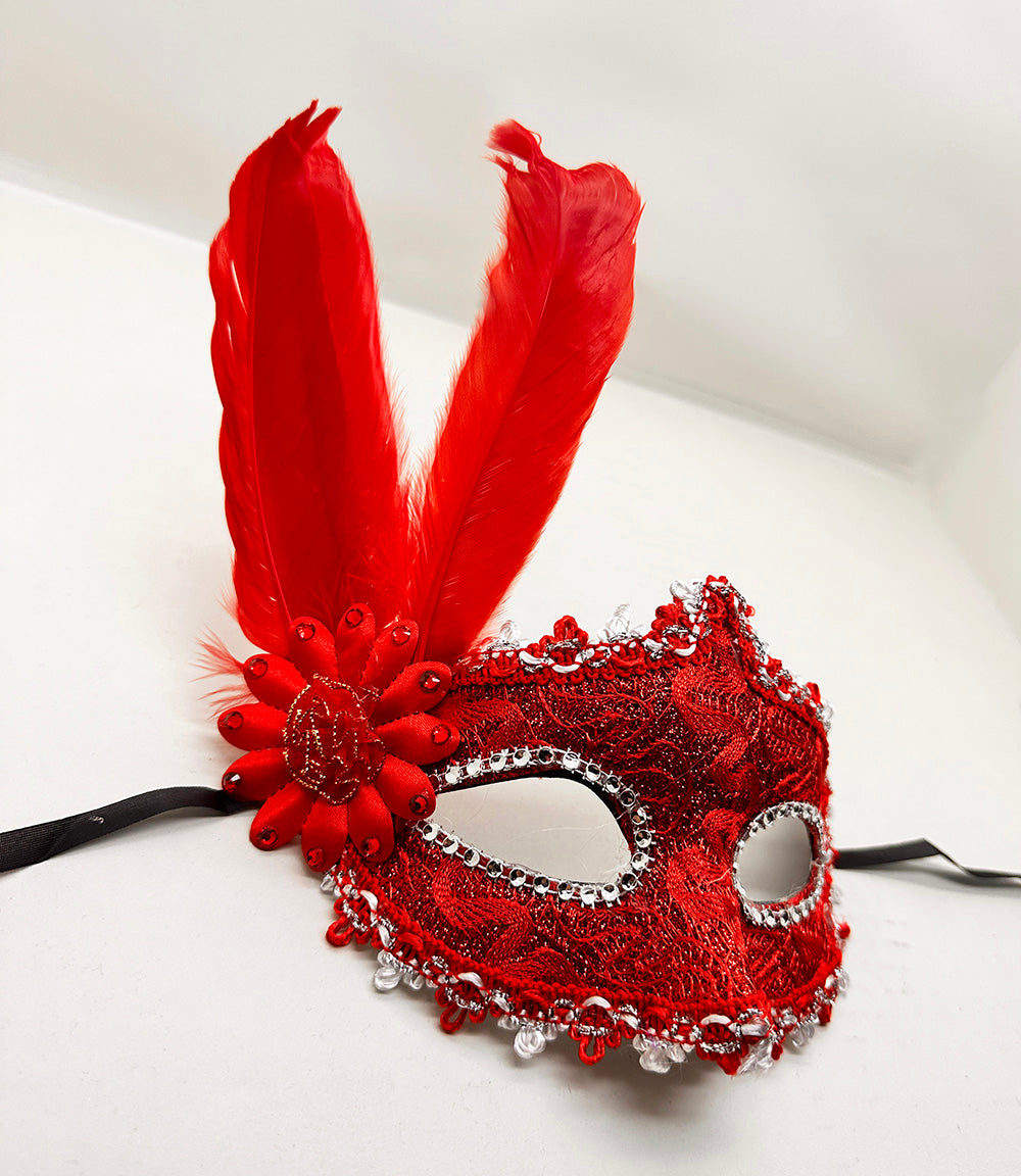 Kırmızı Renk Tüylü Dantelli Gözleri Taşlı Balo Parti Maskesi