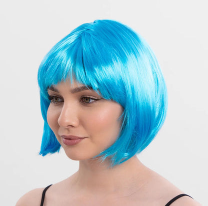 Turkuaz Renk Parti Peruğu Küt Saç