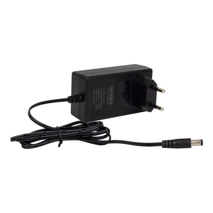 12 VOLT - 1 AMPER 5.5*2.5 UÇLU YERLİ ÜRETİM PLASTİK GENİŞ IŞIKLI KASA PRİZ TİPİ ADAPTÖR